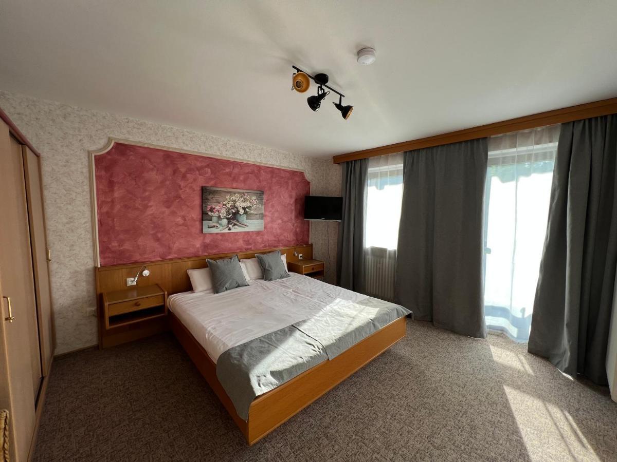 Aparthotel Hochfeld Шёнау-ам-Кёнигсзе Экстерьер фото